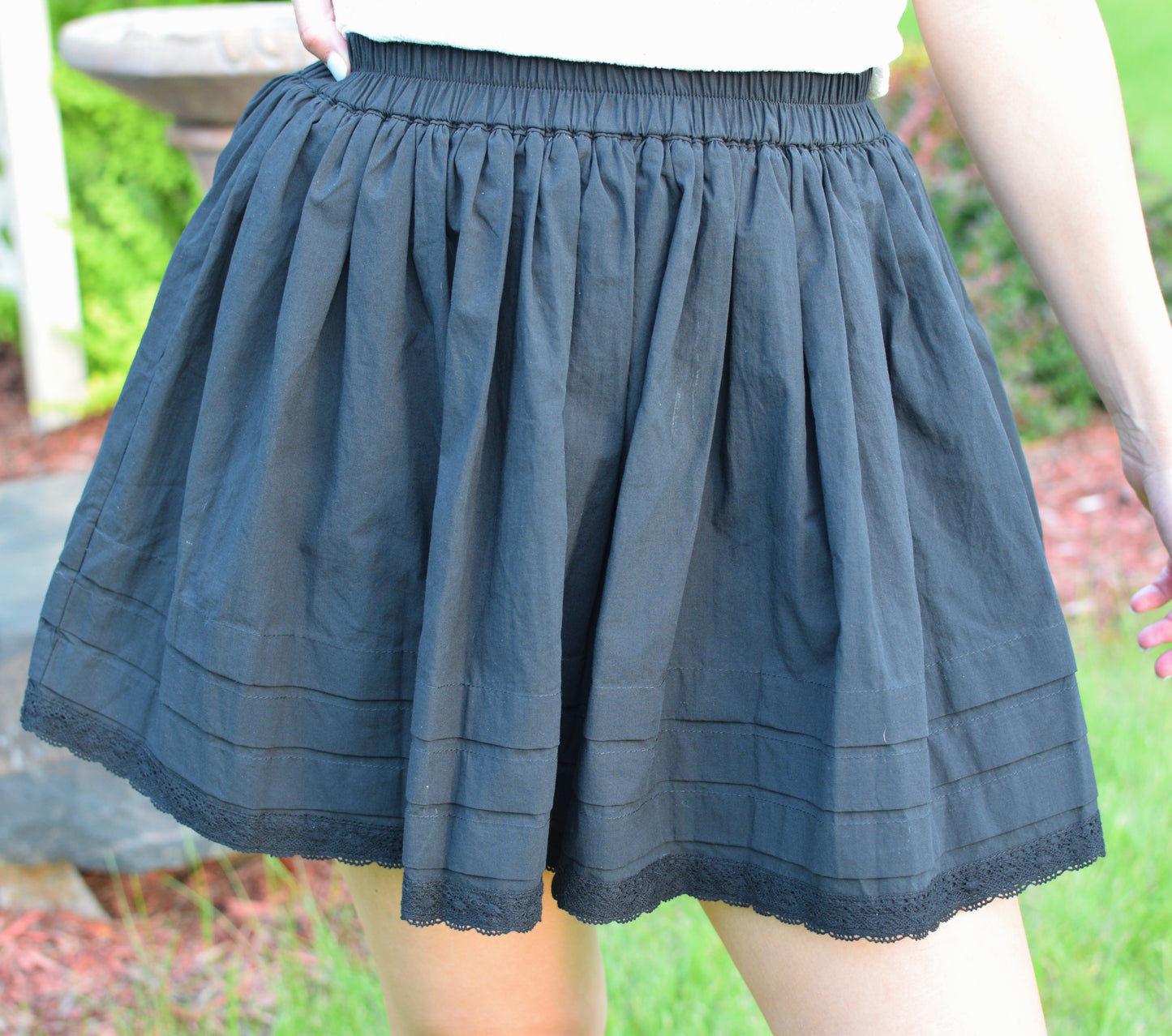 Lace Trim Mini Skirt | Black