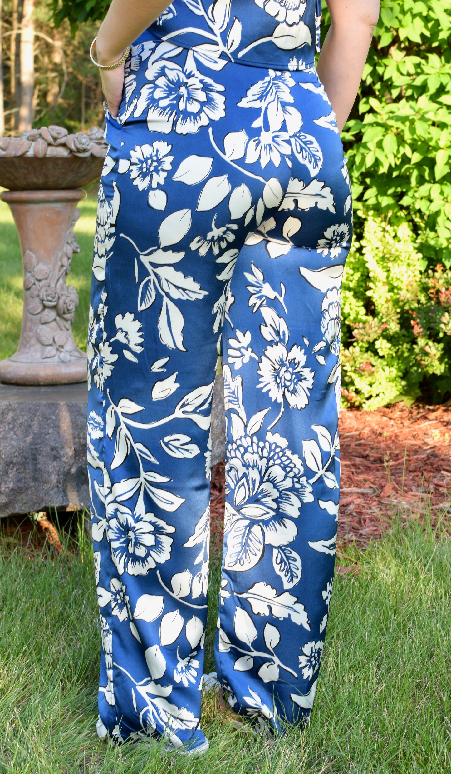 It Girl Satin Pants | Blue Leaf Print